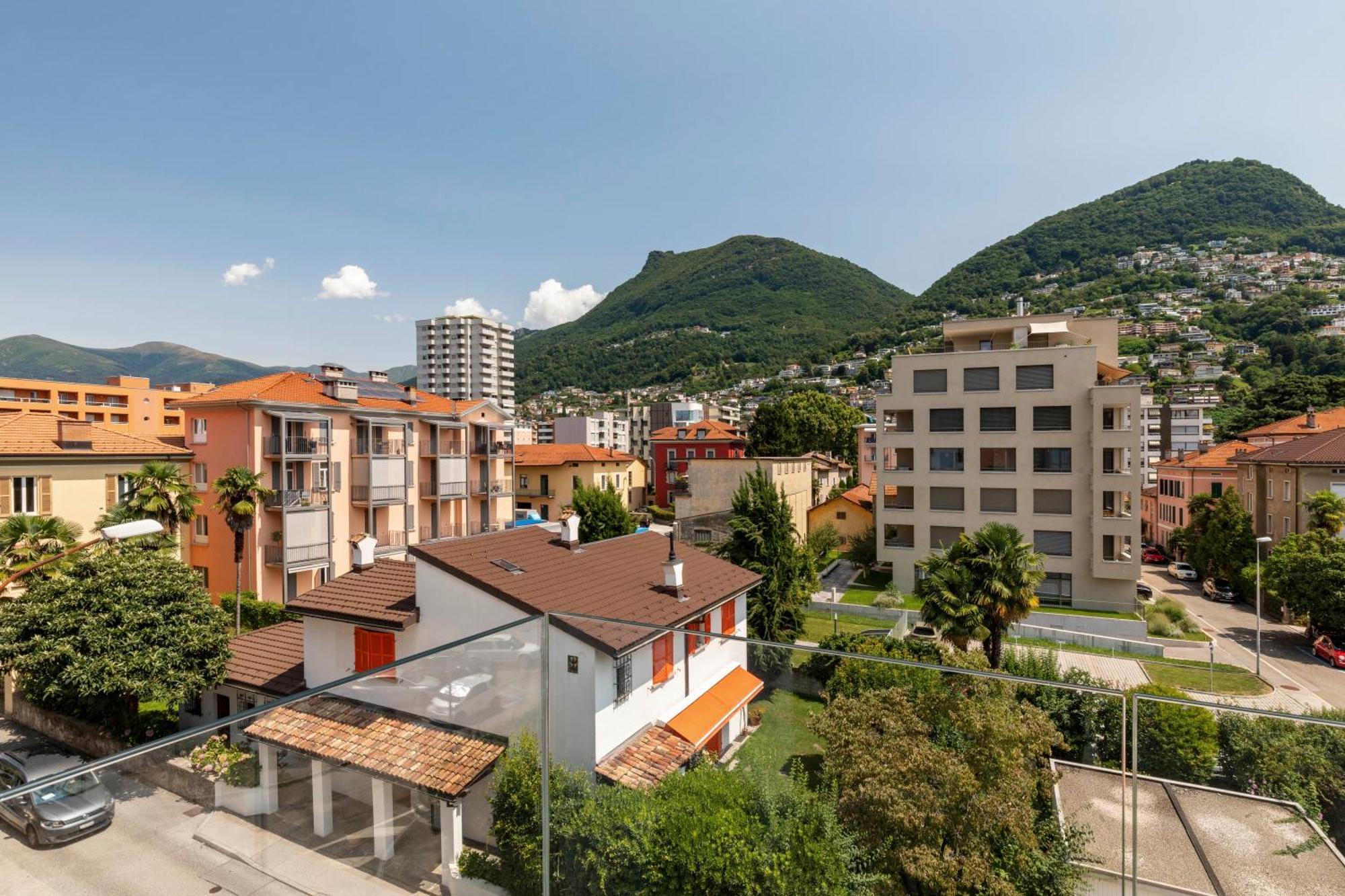Regalia Suites - Free Parking Лугано Экстерьер фото