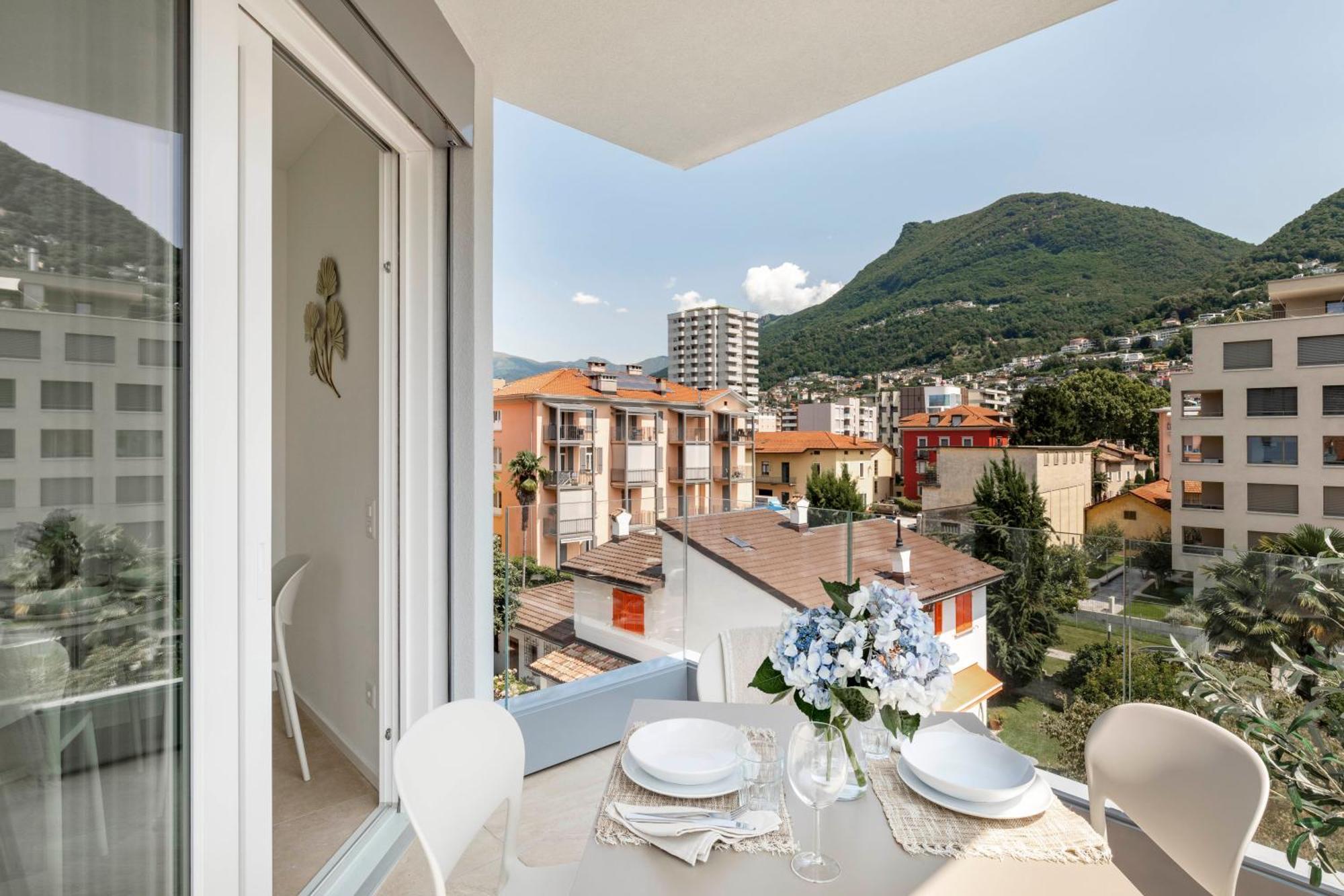 Regalia Suites - Free Parking Лугано Экстерьер фото