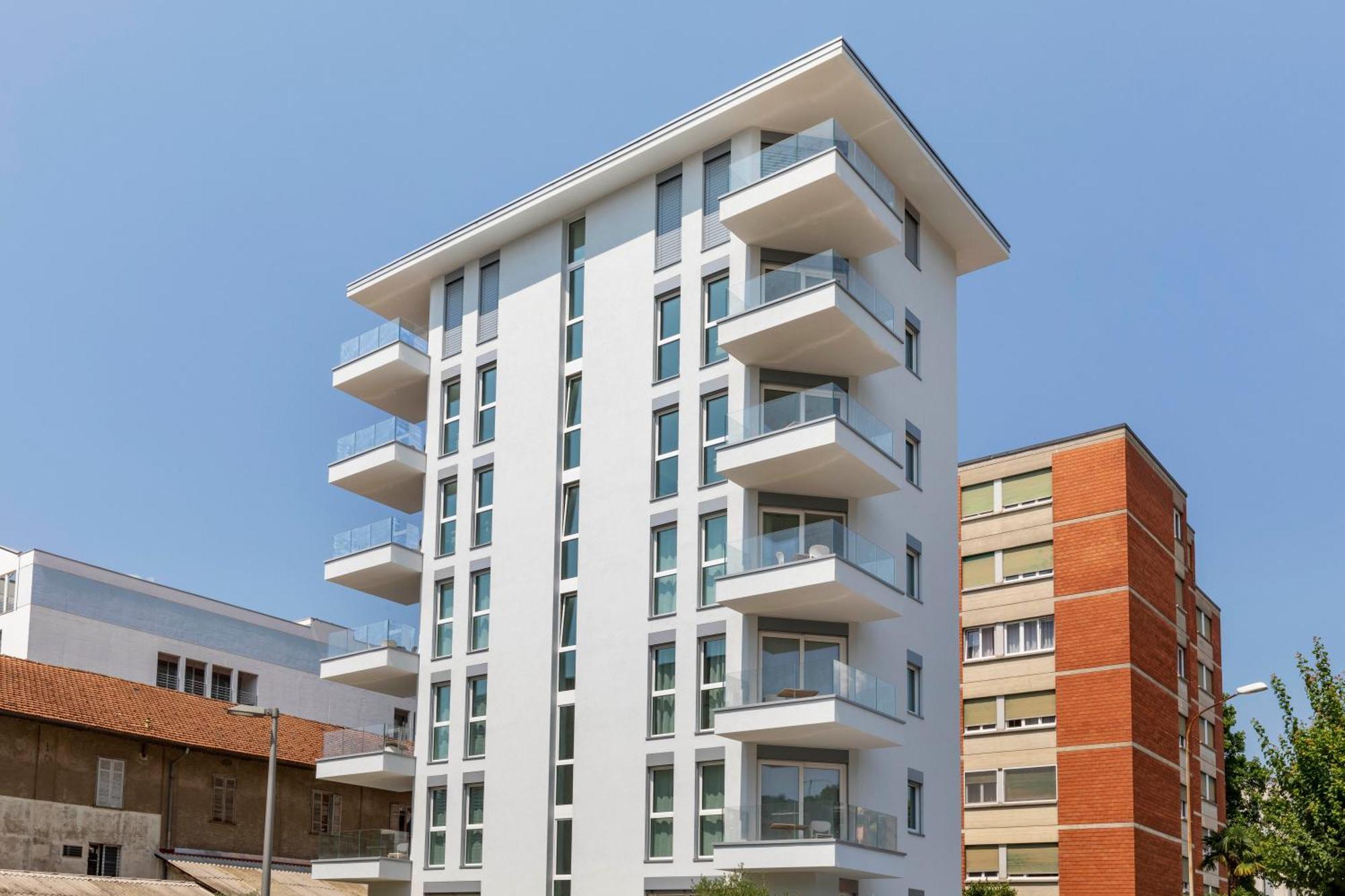 Regalia Suites - Free Parking Лугано Экстерьер фото